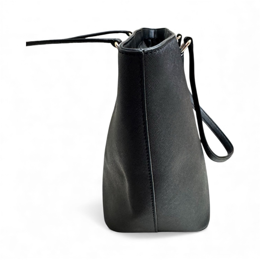 Elegant Black Tote Bag - Picture 6 of 10